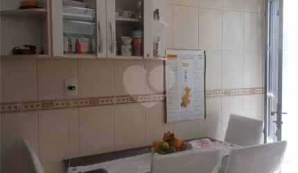 Casa com 2 quartos à venda na Rua Solano Trindade, 68, Parque Ramos Freitas, São Paulo, 125 m2 por R$ 480.000