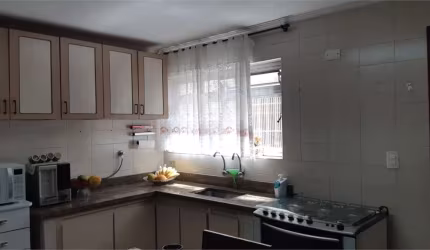 Casa com 2 quartos à venda na Rua Irmã Emerenciana, 762, Vila Nilo, São Paulo, 110 m2 por R$ 532.000