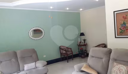 Casa com 3 quartos à venda na Rua Giovani Perucchi, 197, Osvaldo Cruz, São Caetano do Sul, 256 m2 por R$ 1.700.000