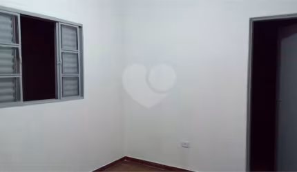 Casa com 8 quartos à venda na Rua Doutor Gabriel Covelli, 897, Parque Peruche, São Paulo, 220 m2 por R$ 570.000