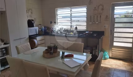 Casa com 2 quartos à venda na Rua Ângelo de Cândia, 1477, Cidade São Mateus, São Paulo, 300 m2 por R$ 600.000