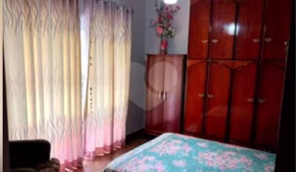 Casa com 3 quartos à venda na Rua Mombaca, 10, Parque Uirapuru, Guarulhos, 250 m2 por R$ 785.000