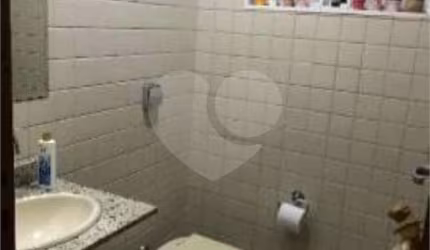 Casa com 3 quartos à venda na Rua Sargento Gonçalo Joaquim de Oliveira, 229, Parque Continental II, Guarulhos, 196 m2 por R$ 750.000