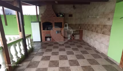 Casa com 4 quartos à venda na Rua Camboim, 39, Vila Nilo, São Paulo, 150 m2 por R$ 890.000