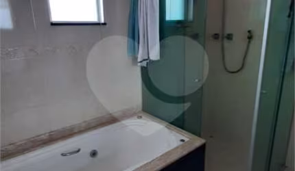 Casa com 3 quartos à venda na Rua Manuel Leitão Avilez, 236, Bortolândia, São Paulo, 190 m2 por R$ 950.000