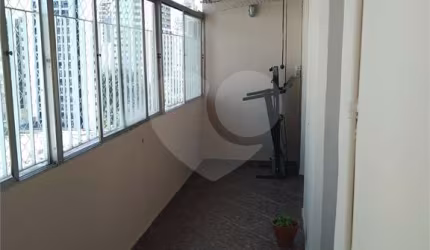 Apartamento com 3 quartos à venda na Rua Artur de Azevedo, 761, Cerqueira César, São Paulo, 106 m2 por R$ 1.390.000