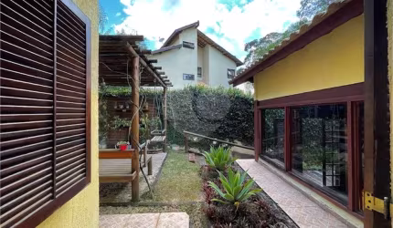Casa em condomínio fechado com 4 quartos à venda na Estrada dos Pinheiros, 1501, Chácara dos Junqueiras, Carapicuíba, 560 m2 por R$ 1.280.000