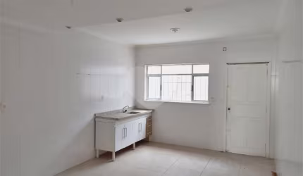 Casa com 2 quartos à venda na Rua Waldemar Pereira de Carvalho, 10, Vila Guilherme, São Paulo, 220 m2 por R$ 550.000
