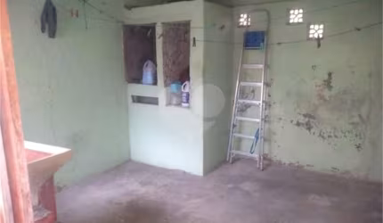 Prédio à venda na Rua Engenheiro Mariano Jathay Ferraz, 61, Santa Teresinha, São Paulo, 300 m2 por R$ 2.300.000