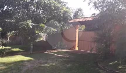Chácara / sítio com 2 quartos à venda na Avenida João Formenton, Loteamento Aracê de Santo Antonio II, São Carlos, 320 m2 por R$ 690.000