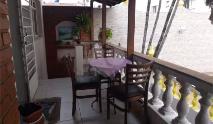 Casa com 3 quartos à venda na Rua Nossa Senhora de Lourdes, 447, Vila Galvão, Guarulhos, 315 m2 por R$ 1.200.000
