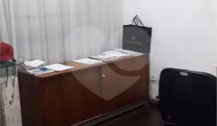 Casa com 3 quartos à venda na Rua Doutor Washington Luiz, 624, Jardim Santa Francisca, Guarulhos, 144 m2 por R$ 550.000