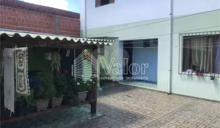 Casa com 7 quartos à venda na Rua Rio Araguaia, 670, Jardim Jóckei Club A, São Carlos, 330 m2 por R$ 600.000