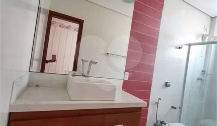Casa com 3 quartos à venda na Rua Duque de Caxias, 118, Campo Grande, Santos, 236 m2 por R$ 1.600.000