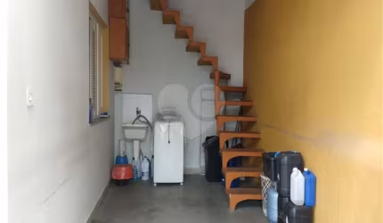 Casa com 2 quartos à venda na Rua Hilário Dias dos Santos, 135, Jardim Santa Clara, Guarulhos, 180 m2 por R$ 600.000