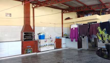Casa com 4 quartos à venda na Avenida Pinheirinho D'Água, 166, Parque Panamericano, São Paulo, 400 m2 por R$ 899.000