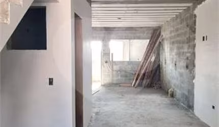 Casa com 3 quartos à venda na Rua Namaxi, 1, Vila São Geraldo, São Paulo, 206 m2 por R$ 1.200.000