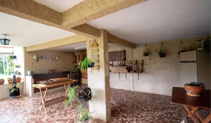 Chácara / sítio com 3 quartos à venda na Rua das Flores, 317, Jardim Caparelli (Mailasqui), São Roque, 240 m2 por R$ 700.000