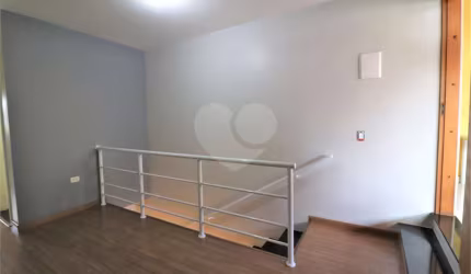 Casa com 3 quartos à venda na Rua Pérola do Oeste, 260, Jardim Alvorada (Zona Norte), São Paulo, 205 m2 por R$ 650.000