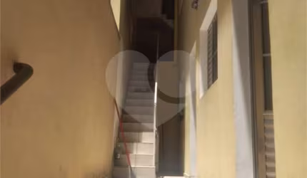 Casa com 2 quartos à venda na Rua Santa Josefina Bakhita, 139, Bandeiras, Osasco, 125 m2 por R$ 800.000