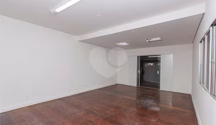 Prédio para alugar na Praça Baronesa da Bocaina, 99, Sumarezinho, São Paulo, 360 m2 por R$ 16.500