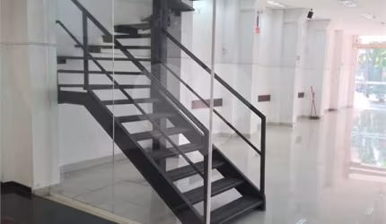 Prédio para alugar na Avenida Engenheiro Caetano Álvares, 5202, Imirim, São Paulo, 1223 m2 por R$ 55.000