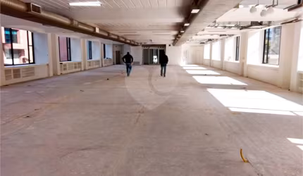 Sala comercial para alugar na Rua Geraldo Flausino Gomes, 78, Cidade Monções, São Paulo, 187 m2 por R$ 8.433