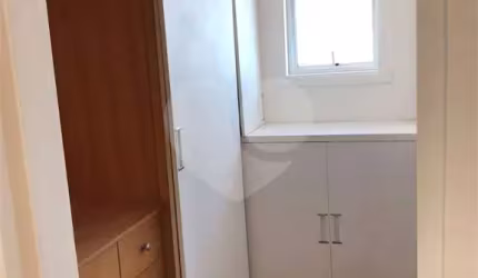 Casa em condomínio fechado com 4 quartos à venda na Alameda Brilhante, 821, Alphaville, Santana de Parnaíba, 400 m2 por R$ 2.666.000