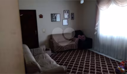 Casa com 4 quartos à venda na Rua Hugo Pollman, 293, Jardim Terezópolis, Guarulhos, 248 m2 por R$ 900.000