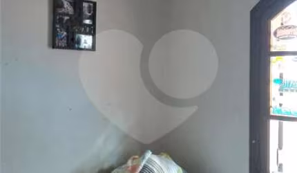 Casa com 3 quartos à venda na Rua Padre Diogo Nunes, 39, Vila Santo Estevão, São Paulo, 130 m2 por R$ 900.000