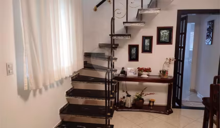 Casa com 4 quartos à venda na Rua Joaquim Norberto de Brito, 364, Jardim Avelino, São Paulo, 169 m2 por R$ 1.050.000