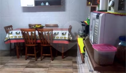 Casa com 4 quartos à venda na Rua Eugênio Giraldoni, 40, Jardim Japão, São Paulo, 140 m2 por R$ 560.000
