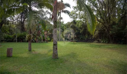 Casa em condomínio fechado com 3 quartos à venda na Estrada Fazendinha, 5390, Jardim Ana Estela, Carapicuíba, 450 m2 por R$ 2.500.000