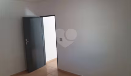 Casa com 3 quartos à venda na Rua Dom Paulo de Tarso Campos, 77, Jardim Vila Rosa, Valinhos, 165 m2 por R$ 650.000