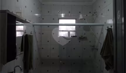 Casa com 2 quartos à venda na Rua Odila Catan, 345, Jardim Roberto, Osasco, 180 m2 por R$ 300.000