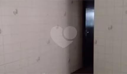 Casa com 1 quarto à venda na Rua Jaimes Pires Martins, 53, Bandeiras, Osasco, 180 m2 por R$ 320.000