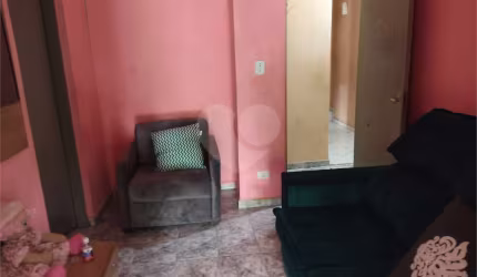Casa com 4 quartos à venda na Rua Nagao Watanabe, 7, Residencial Parque Cumbica, Guarulhos, 222 m2 por R$ 900.000