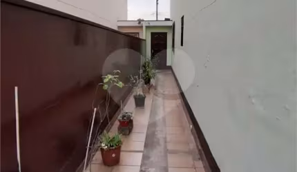 Casa com 4 quartos à venda na Rua Bernardino D'Auria, 268, Jardim Leonor Mendes de Barros, São Paulo, 156 m2 por R$ 700.000