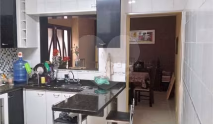 Casa com 3 quartos à venda na Rua Astecas, 157, Jardim Modelo, São Paulo, 202 m2 por R$ 650.000