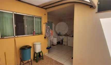 Casa com 3 quartos à venda na Rua São Sebastião, 2590, Centro, São Carlos, 167 m2 por R$ 695.000