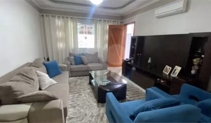 Casa com 3 quartos à venda na Rua Conde Francisco Matarazzo, 95, Jardim Zaira, Guarulhos, 167 m2 por R$ 850.000