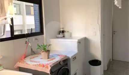 Apartamento com 4 quartos à venda na Alameda Iraé, 184, Indianópolis, São Paulo, 190 m2 por R$ 3.100.000