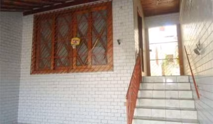 Casa com 3 quartos à venda na Rua Macieira, 128, Parque Continental II, Guarulhos, 250 m2 por R$ 740.000