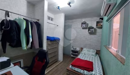 Casa com 3 quartos à venda na Rua Líbero Badaró, 505, Paulicéia, São Bernardo do Campo, 200 m2 por R$ 679.000