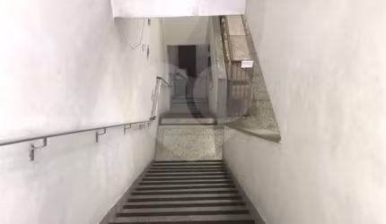 Ponto comercial para alugar na Rua Silva Teles, 323, Pari, São Paulo, 900 m2 por R$ 28.000
