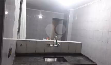 Casa com 3 quartos à venda na Rua Joaquim Félix Ribeiro, 678, Vila Yolanda, Osasco, 200 m2 por R$ 450.000