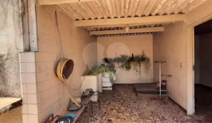 Casa com 4 quartos à venda na Rua Barbosa Ferraz, 53, Vila Paulo Silas, São Paulo, 400 m2 por R$ 830.000