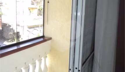Casa com 3 quartos à venda na Rua Sândalo, 67, Cidade das Flores, Osasco, 200 m2 por R$ 740.000