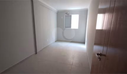 Casa com 3 quartos à venda na Rua Augusto Paulino, 36, Campo Grande, Santos, 182 m2 por R$ 1.385.000