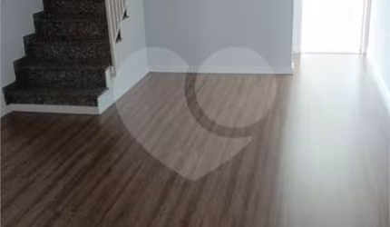Casa com 3 quartos à venda na Avenida Milton, 514, Vila Galvão, Guarulhos, 161 m2 por R$ 695.000